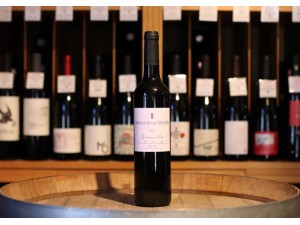 Domaine Les Yeuses Grenache is well balanced