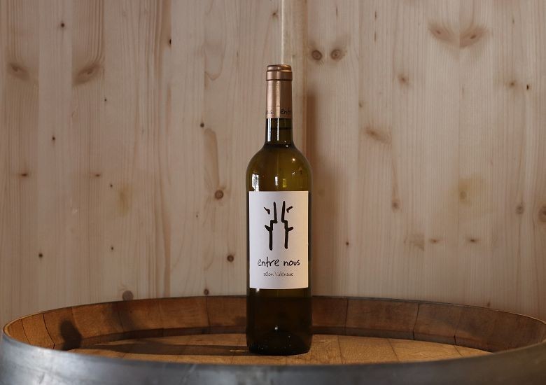 Domaine de Valensac, Cuvée Entre Nous Selon Valensac Albarino Blanc.