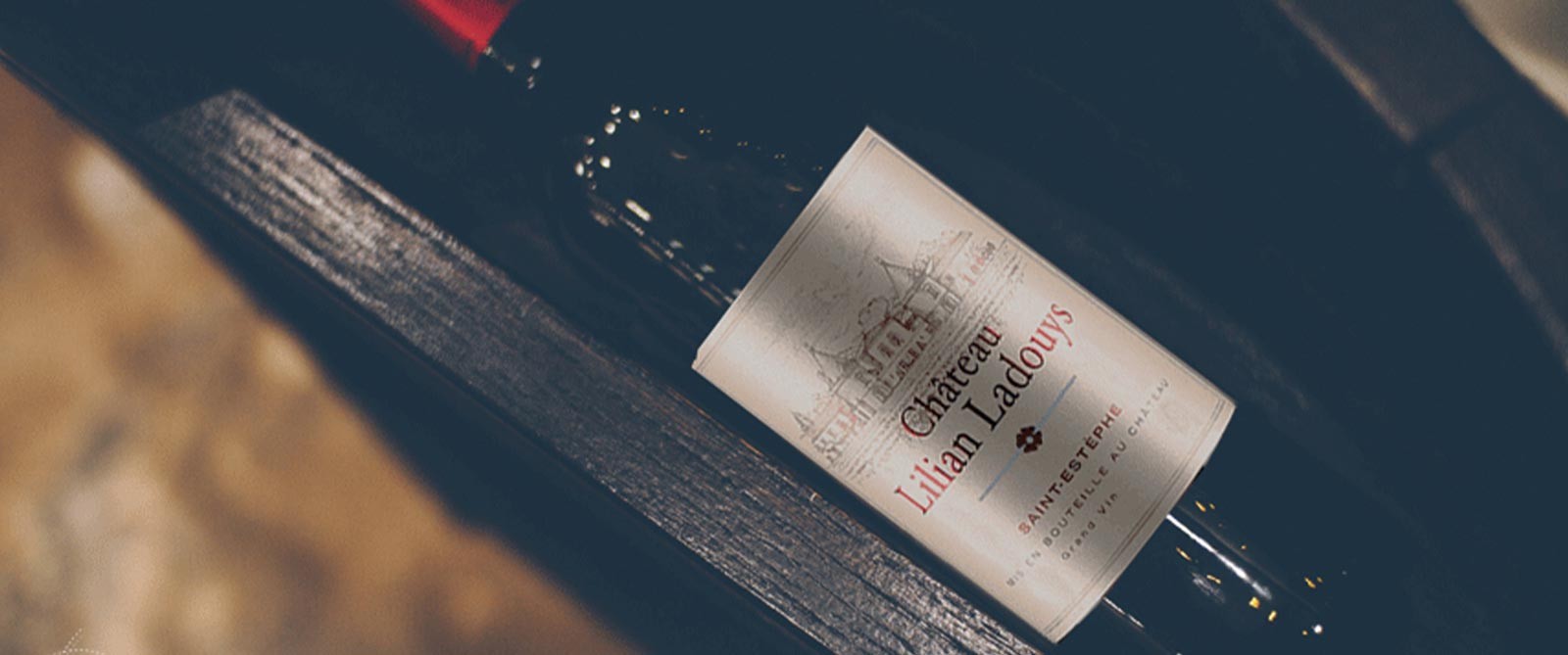  Le Nez dans le Verre